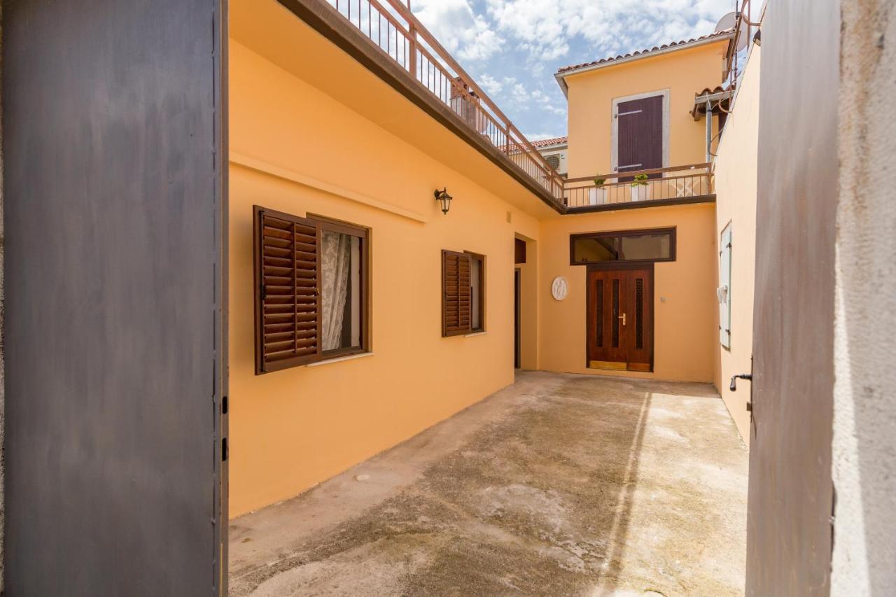 Apartment Box Poreč Exterior foto